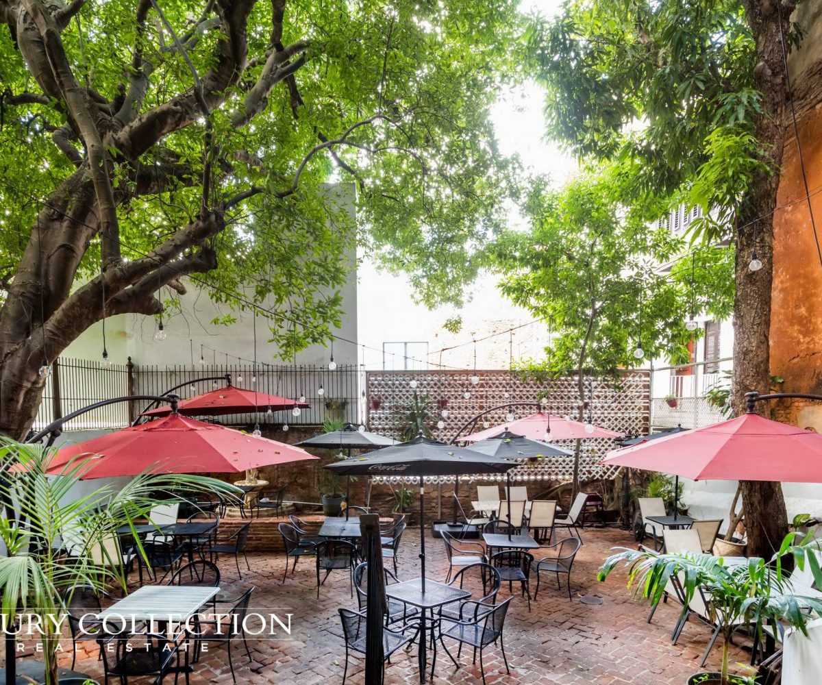 Commercial Residence in old san juan tables and umbrella