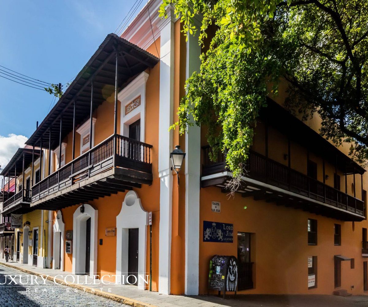 Commercial Residence in old san juan wall and tree