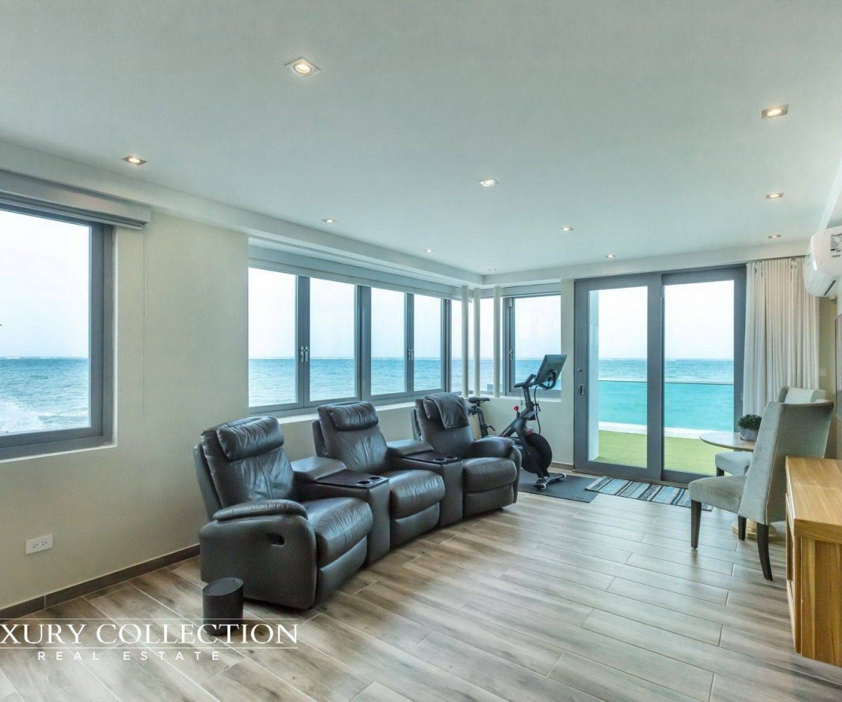 ocean park beachfront house entertainment room and view