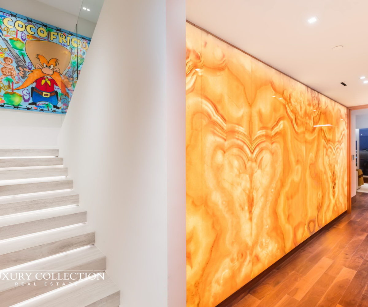 Impressive three-level penthouse located the exclusive and new condominium Peninsula in Condado Puerto Rico. Luxury Collectio Real Estate Puerto Rico