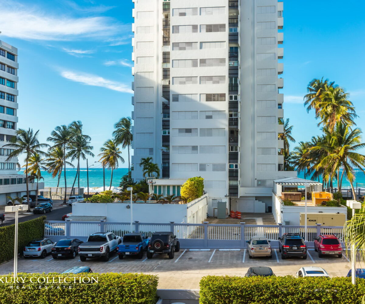 Kings Terrace apartment for sale in Condado. 3 bedrooms convertible to 6, 4.5 full bathrooms fully renovated residence, stunning ocean views. Luxury Collection Real Estate Puerto Rico