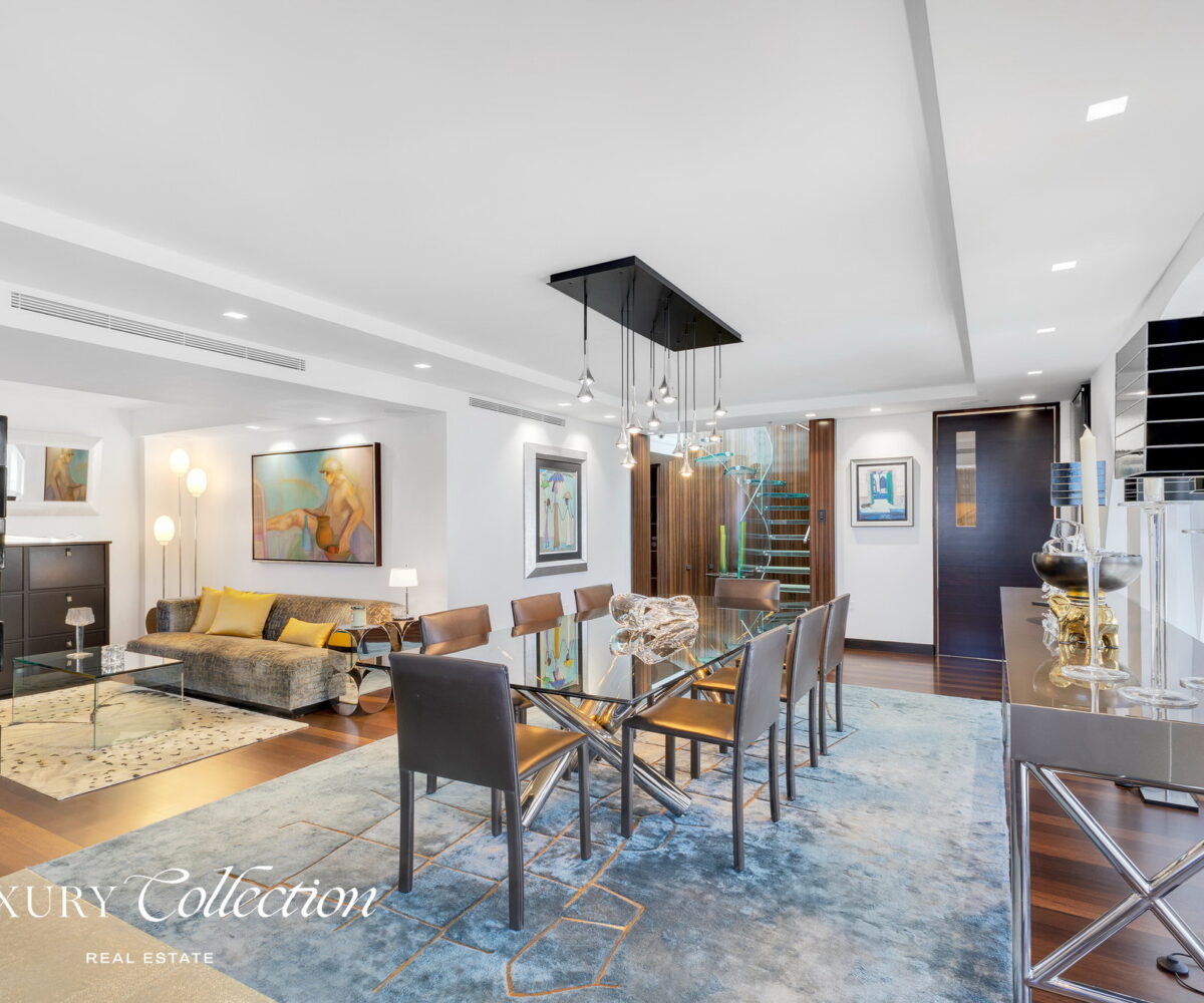 2-level penthouse located at boutique condominium Luchetti 1403 in Condado Puerto Rico. 3 Bedrooms convertibles to 4, 3 Bath, 4 Parkings.
