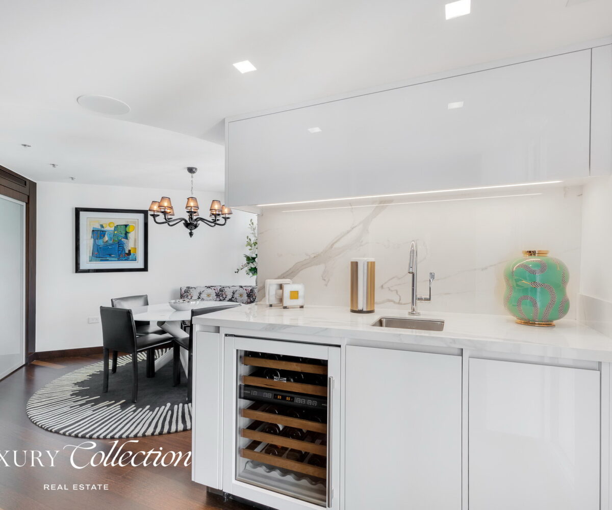 2-level penthouse located at boutique condominium Luchetti 1403 in Condado Puerto Rico. 3 Bedrooms convertibles to 4, 3 Bath, 4 Parkings.