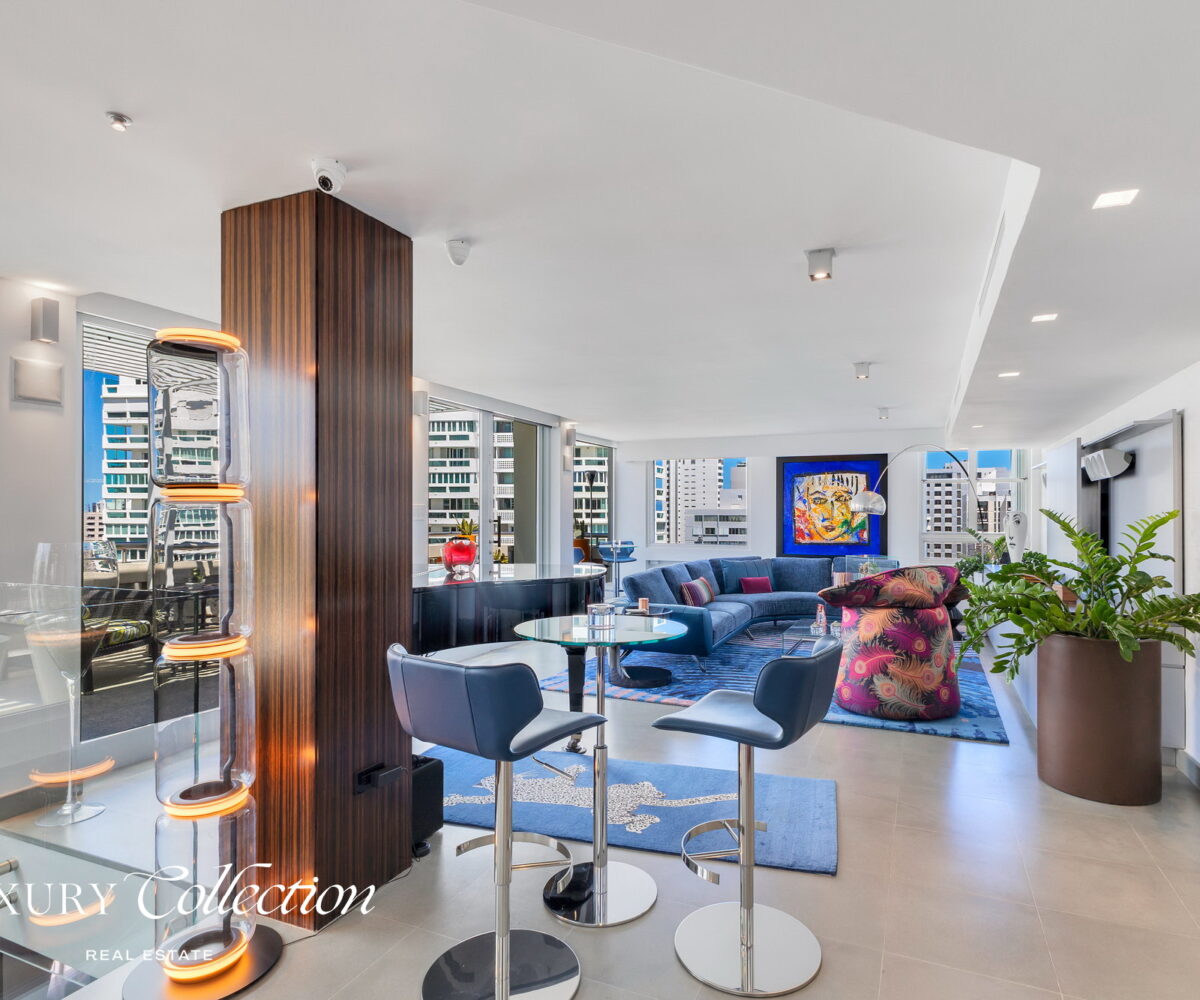 2-level penthouse located at boutique condominium Luchetti 1403 in Condado Puerto Rico. 3 Bedrooms convertibles to 4, 3 Bath, 4 Parkings.