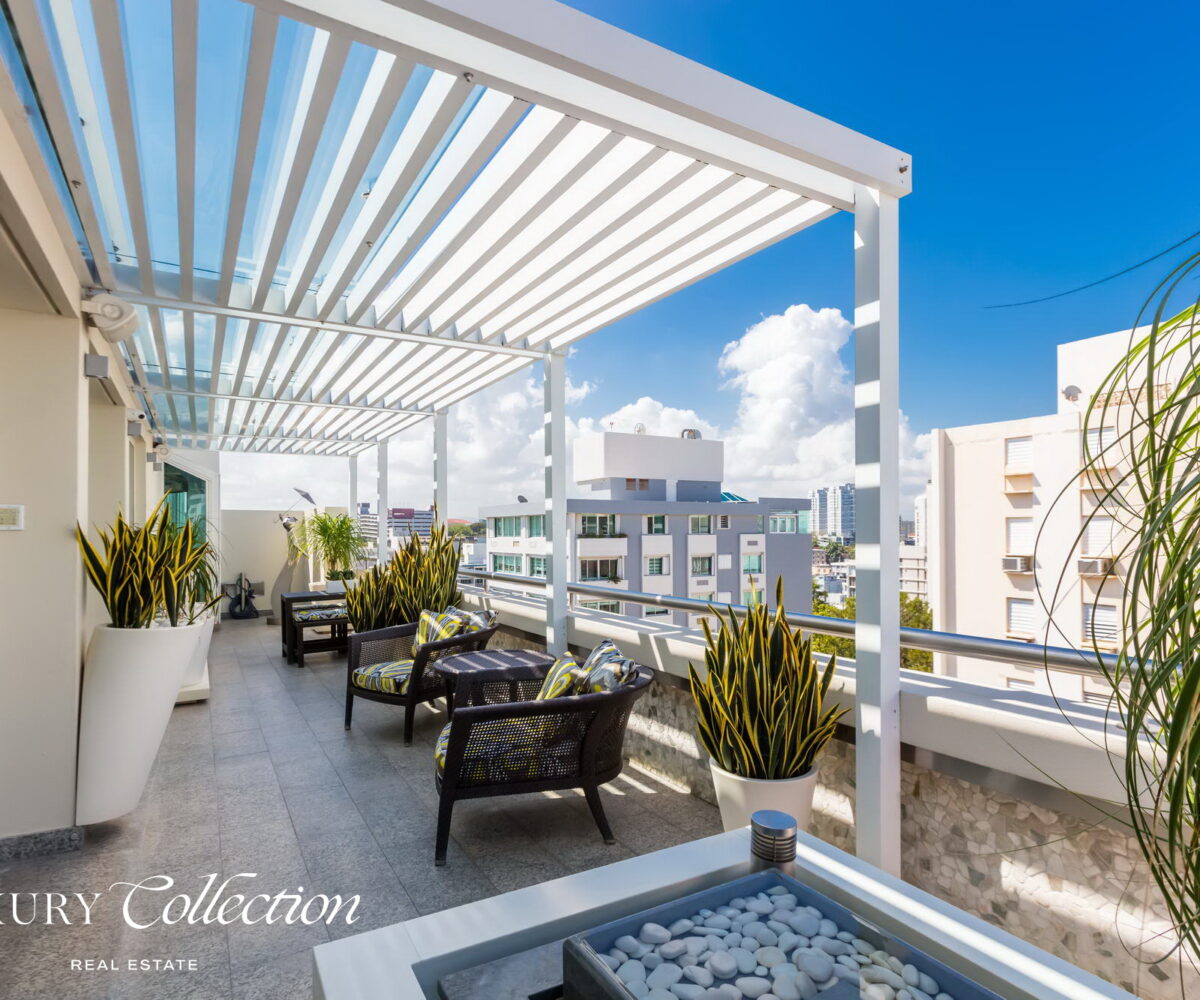2-level penthouse located at boutique condominium Luchetti 1403 in Condado Puerto Rico. 3 Bedrooms convertibles to 4, 3 Bath, 4 Parkings.