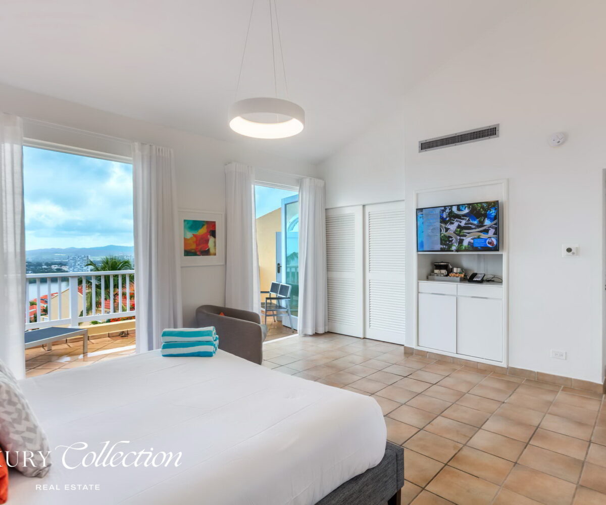 Ocean View Villa at El Conquistador Fajardo Puerto Rico, 3 independent bedrooms with en-suite bathrooms, Two of the bedrooms come with a kitchenette.