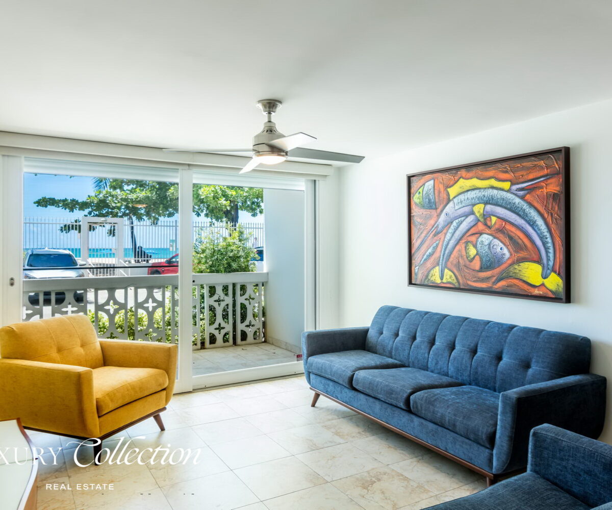 Beachfront Apartment Isla Verde for rent fully furnished with 3 bedroom 2 bathroom and 1 parking space. Controlled gate access, full power generator.