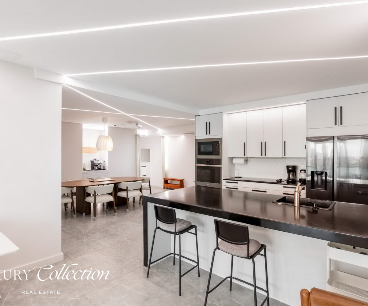 CONDADO LAGOON VILLAS- 2 BEDROOMS 2.5 BATHS kitchen and balcony with ocean views.