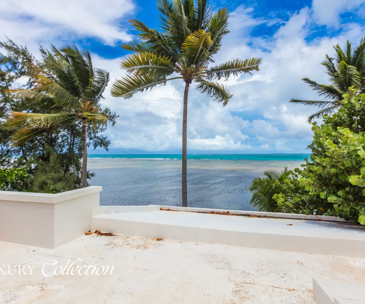 Oceanfront House at Rio Mar for sale, 4,316 Sq. Ft. estate, set on a 1,017 Sq. Mt. lot, offers 8 bedrooms and 6.5 bathrooms,