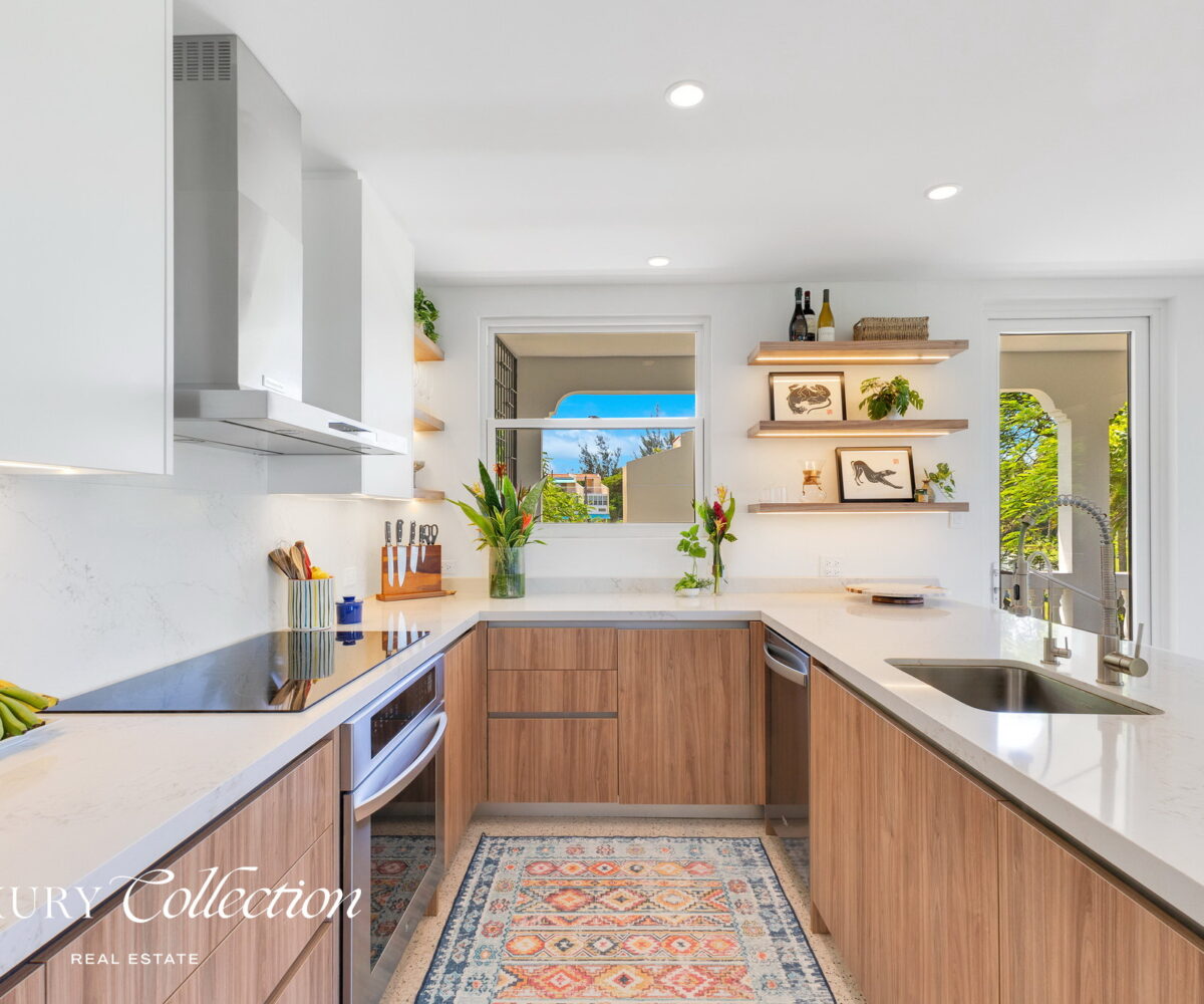 2-story beachfront home with 5 bedrooms, 4 baths, 2 kitchens, and an abundant outdoor space for entertaining in Vega Baja Puerto Rico.
