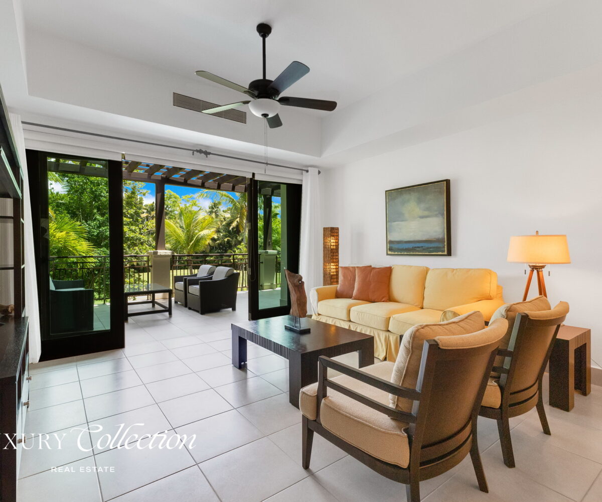 Las Verandas Condominium at The St. Regis Bahia Beach Resort, this apartment for sale features 2,182 sq.ft. bedrooms with en-suite bathrooms.