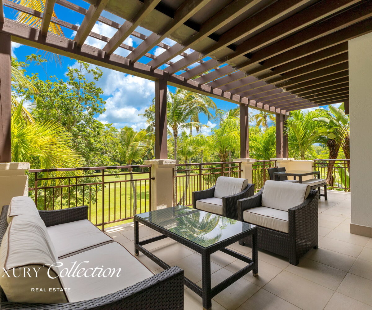 Las Verandas Condominium at The St. Regis Bahia Beach Resort, this apartment for sale features 2,182 sq.ft. bedrooms with en-suite bathrooms.