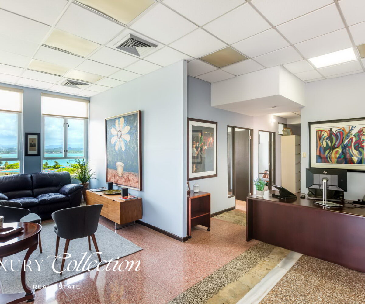 Office space for sale at Old San Juan with bay views offers a rare opportunity to convert into a stunning 3-bedroom, 2-bathroom residence. luxury collection real estate puerto rico