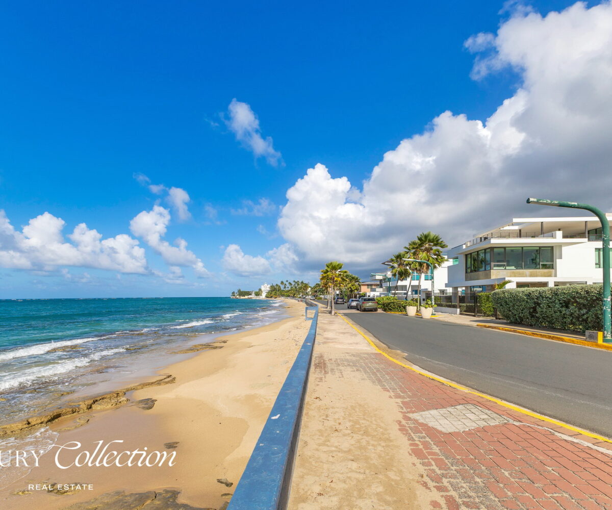 Park Boulevard house for rent next to Ocean Park and Condado, 6 Bedrooms, 4 Bathrooms, with ocean views and next to the beach. luxury collection real estate puerto rico