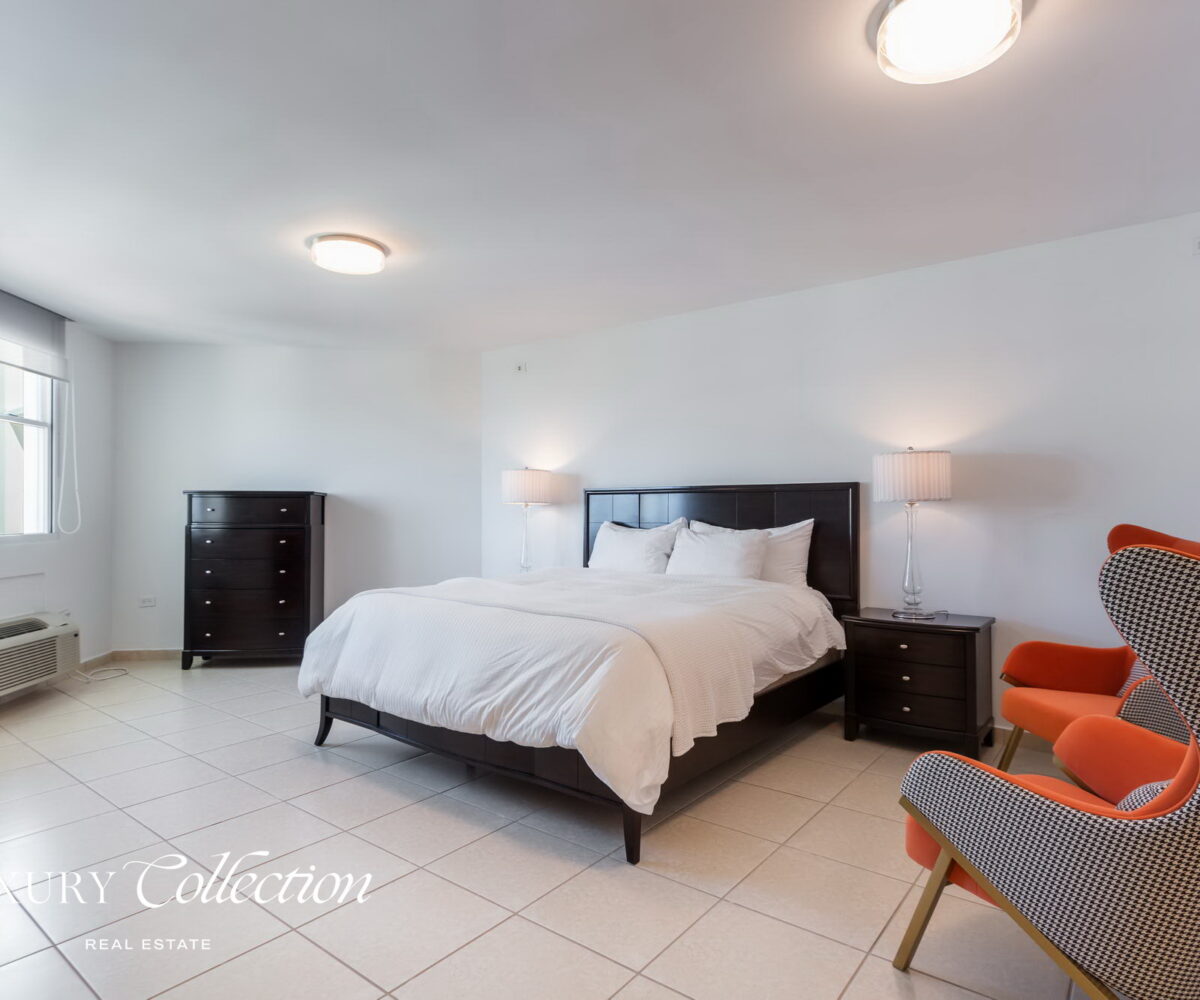 Penthouse Old San Juan for sale in Puerto Rico, furnished, 3 bedrooms, 2 bathrooms and private rooftop terrace with ocean views.