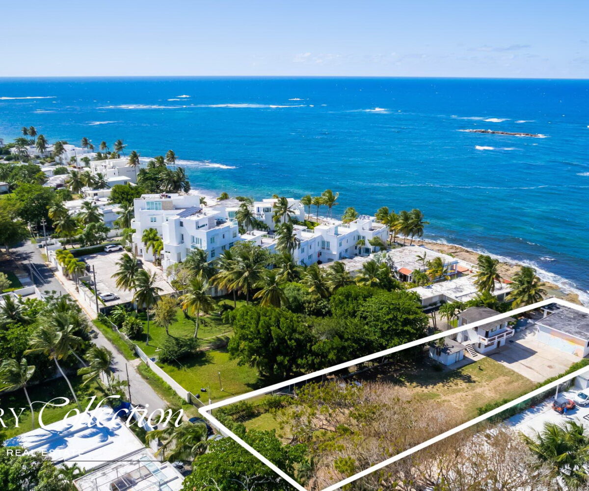 CERRO GORDO oceanfront lot for sale, near coveted Dorado area. One of the largest beachfront lots in the sector, with direct access to the water.