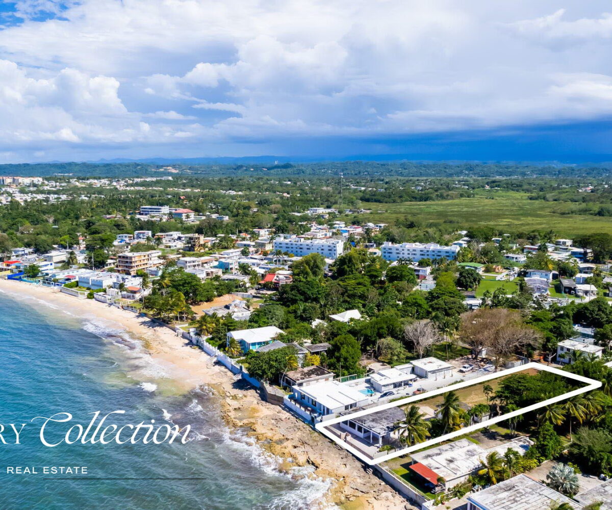 CERRO GORDO oceanfront lot for sale, near coveted Dorado area. One of the largest beachfront lots in the sector, with direct access to the water.