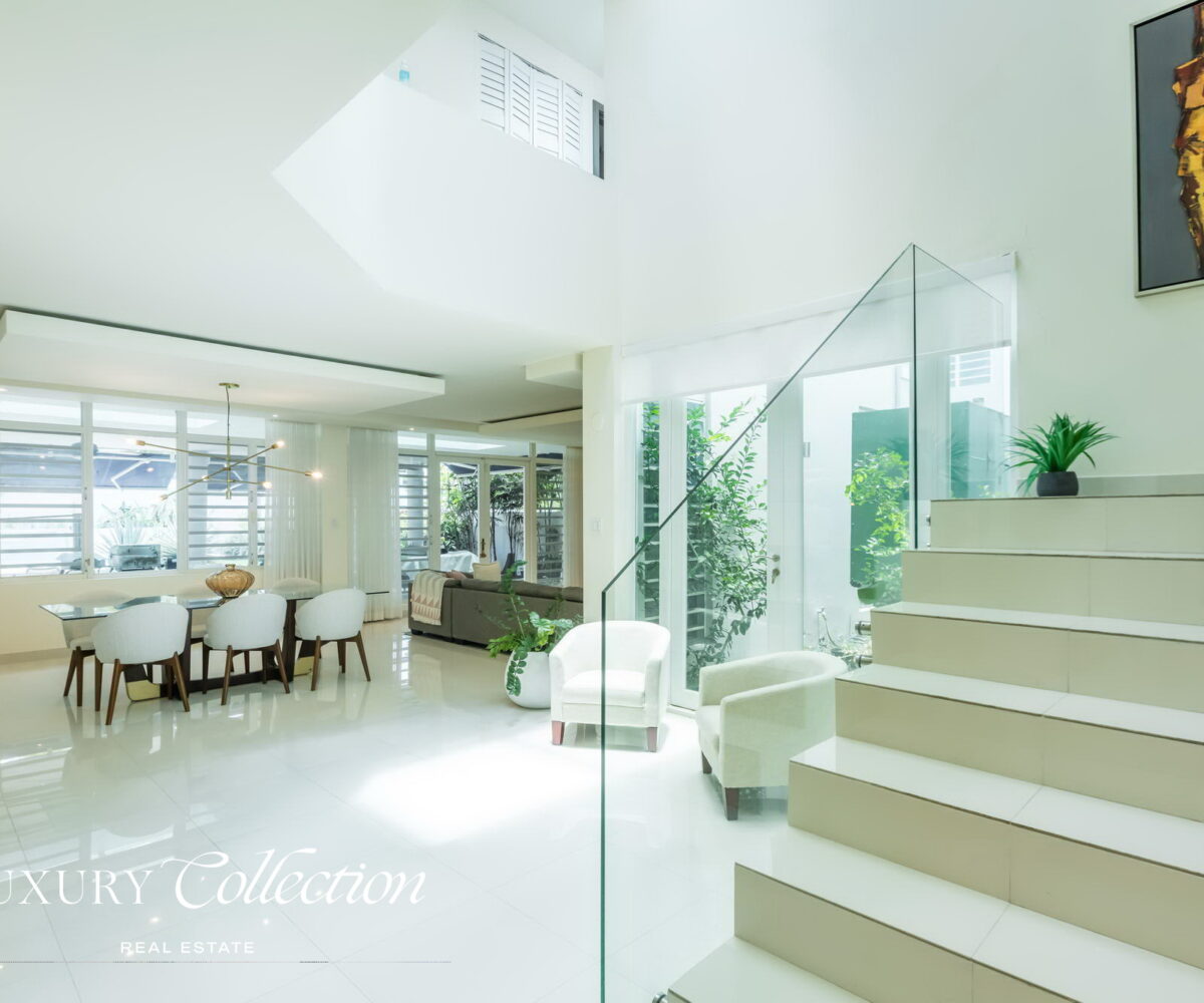 Paseo San Juan House for sale Puerto Rico. Remodeled 5,095 sq. ft. residence on a 945 sq. meter lot. 4 beds (convertible to 5) and 3.5 baths. Alex Herrera Luxury Collection Real Estate.