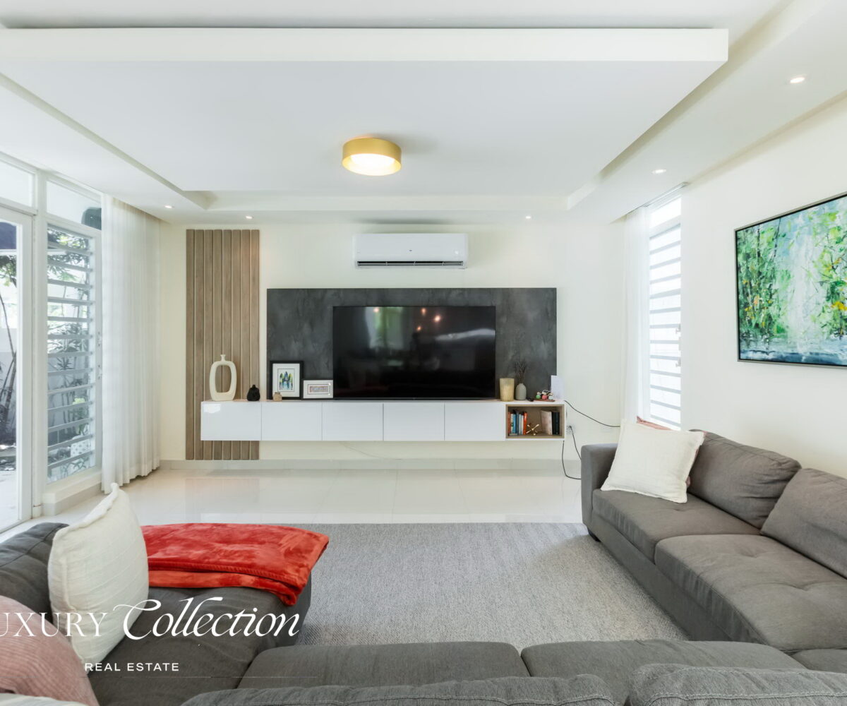 Paseo San Juan House for sale Puerto Rico. Remodeled 5,095 sq. ft. residence on a 945 sq. meter lot. 4 beds (convertible to 5) and 3.5 baths. Alex Herrera Luxury Collection Real Estate.