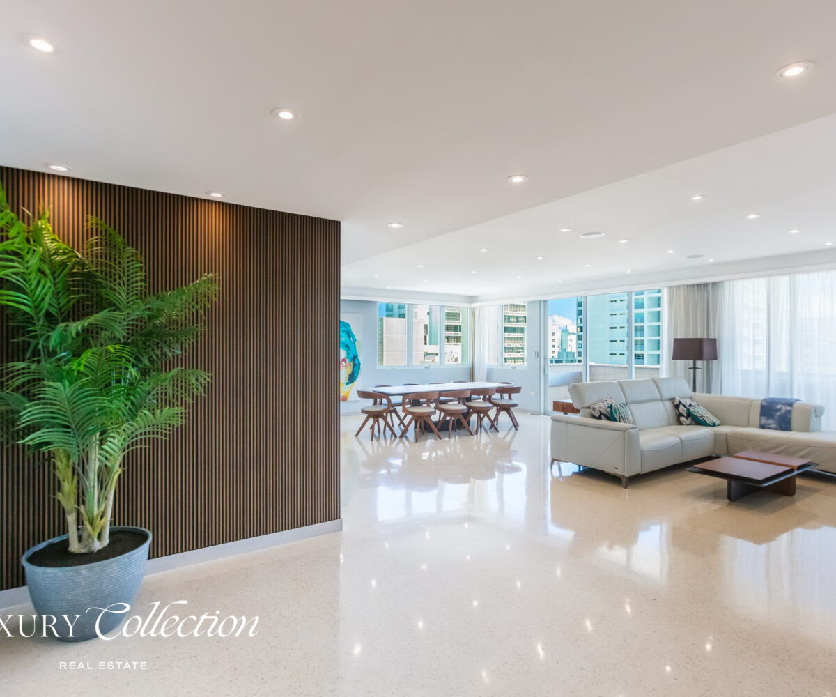 Penthouse in the Heart of Condado. 5 Beds, 4 Baths 4 Parkings, fully renovated, private terrace with sweeping ocean and city views. in Condado, Puerto Rico.