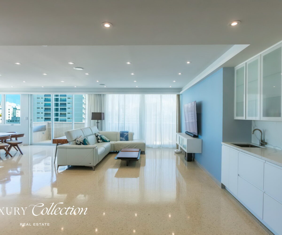 Penthouse in the Heart of Condado. 5 Beds, 4 Baths 4 Parkings, fully renovated, private terrace with sweeping ocean and city views. in Condado, Puerto Rico.